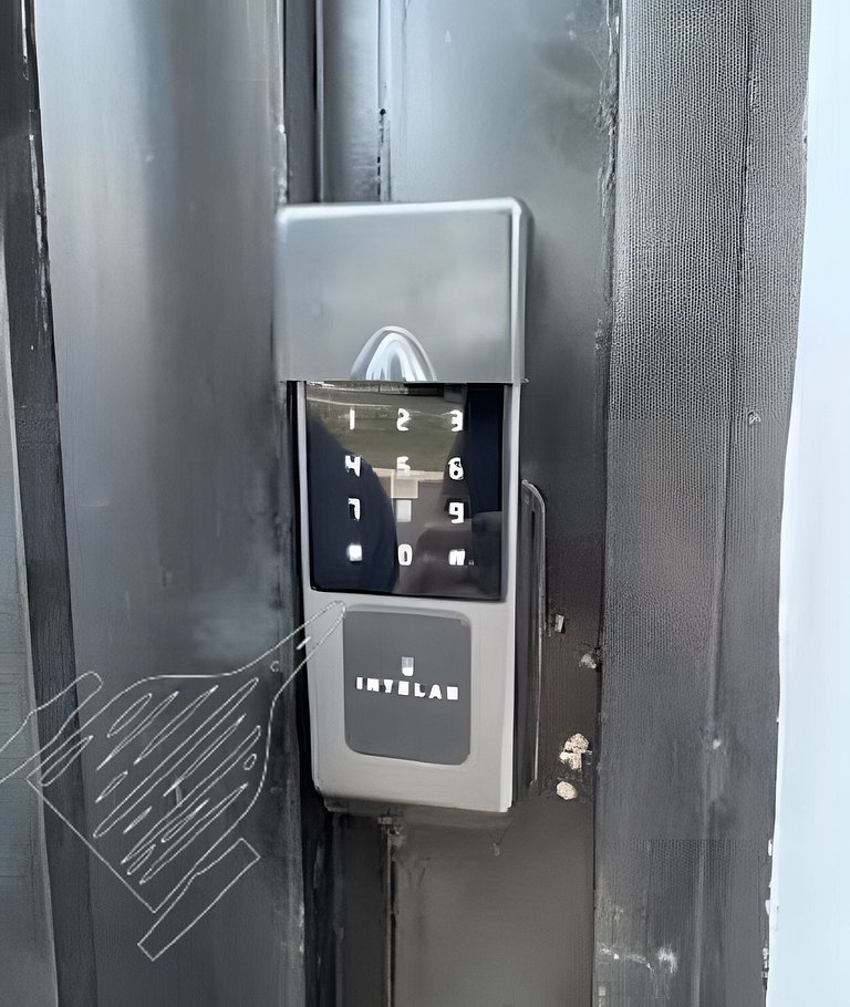Duplo Luxo com Frigobar, Acesso ao Jardim - Térreo