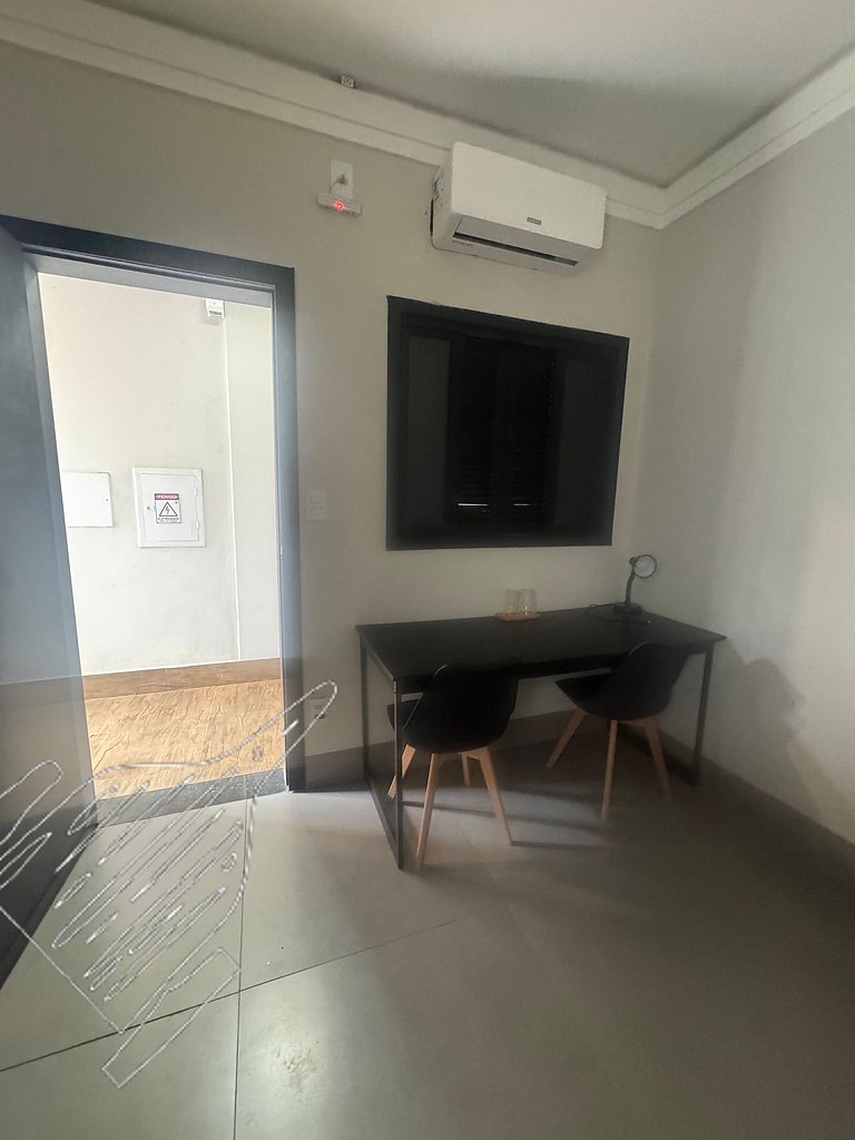 Duplo Superior com Frigobar e Vista Pátio Interno